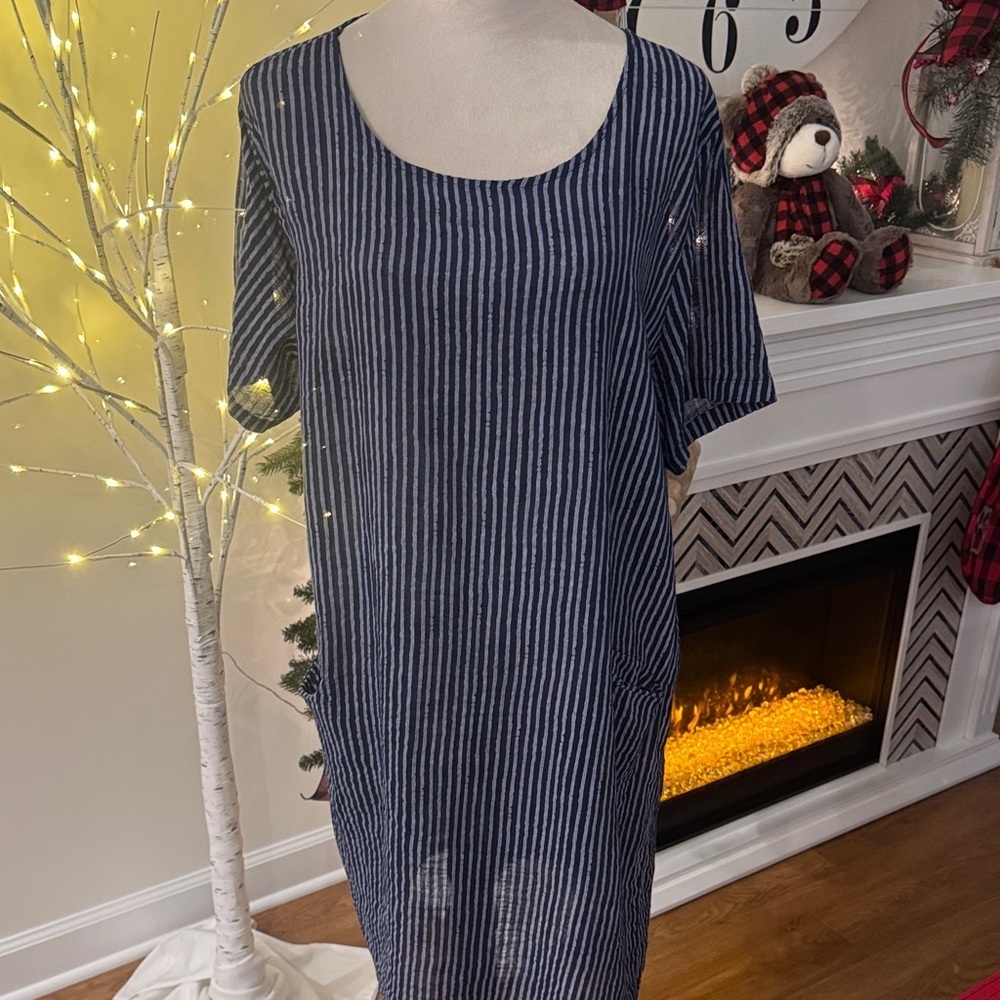 Elegant Navy Striped Midi Dress